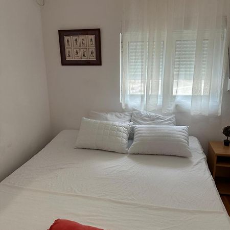 Themis Apart Hotel Котор Экстерьер фото