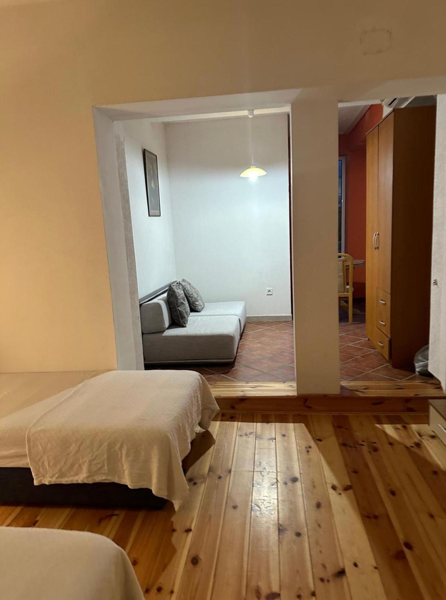 Themis Apart Hotel Котор Экстерьер фото